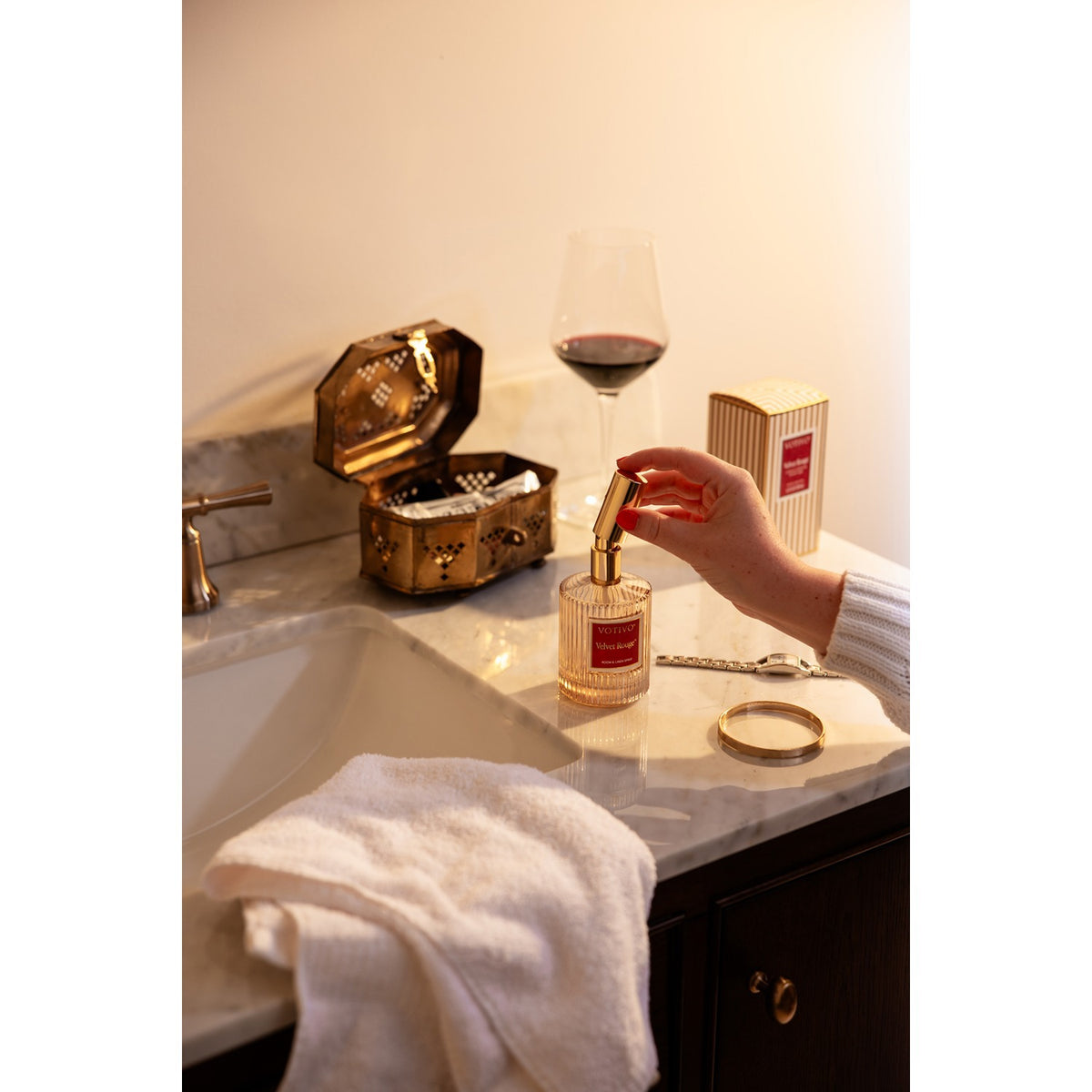 Velvet Rouge Room & Linen Spray 4pk