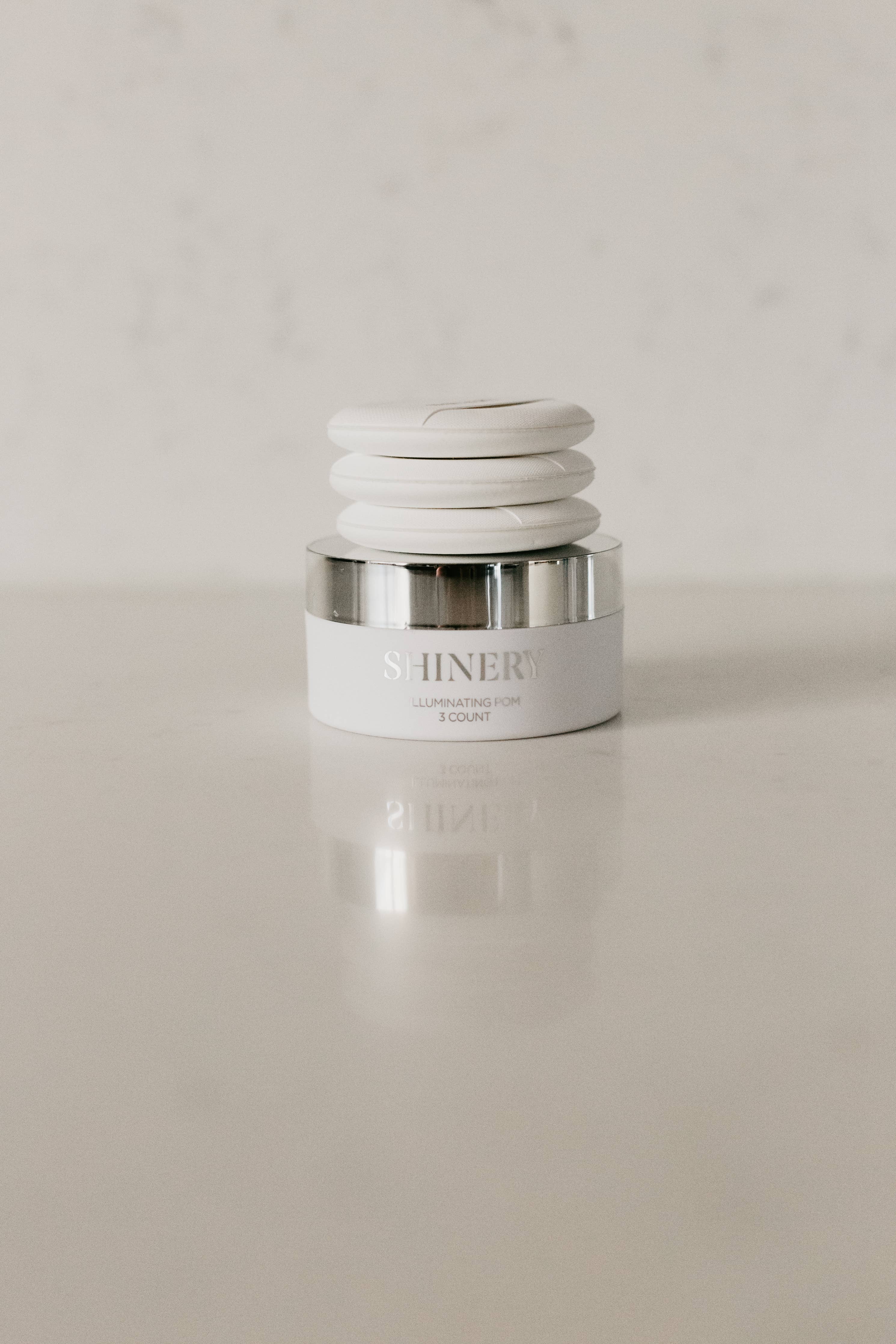 Shinery Illuminating Pom Tarnish Eraser®