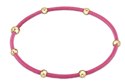 "e"ssentials Bright Pink