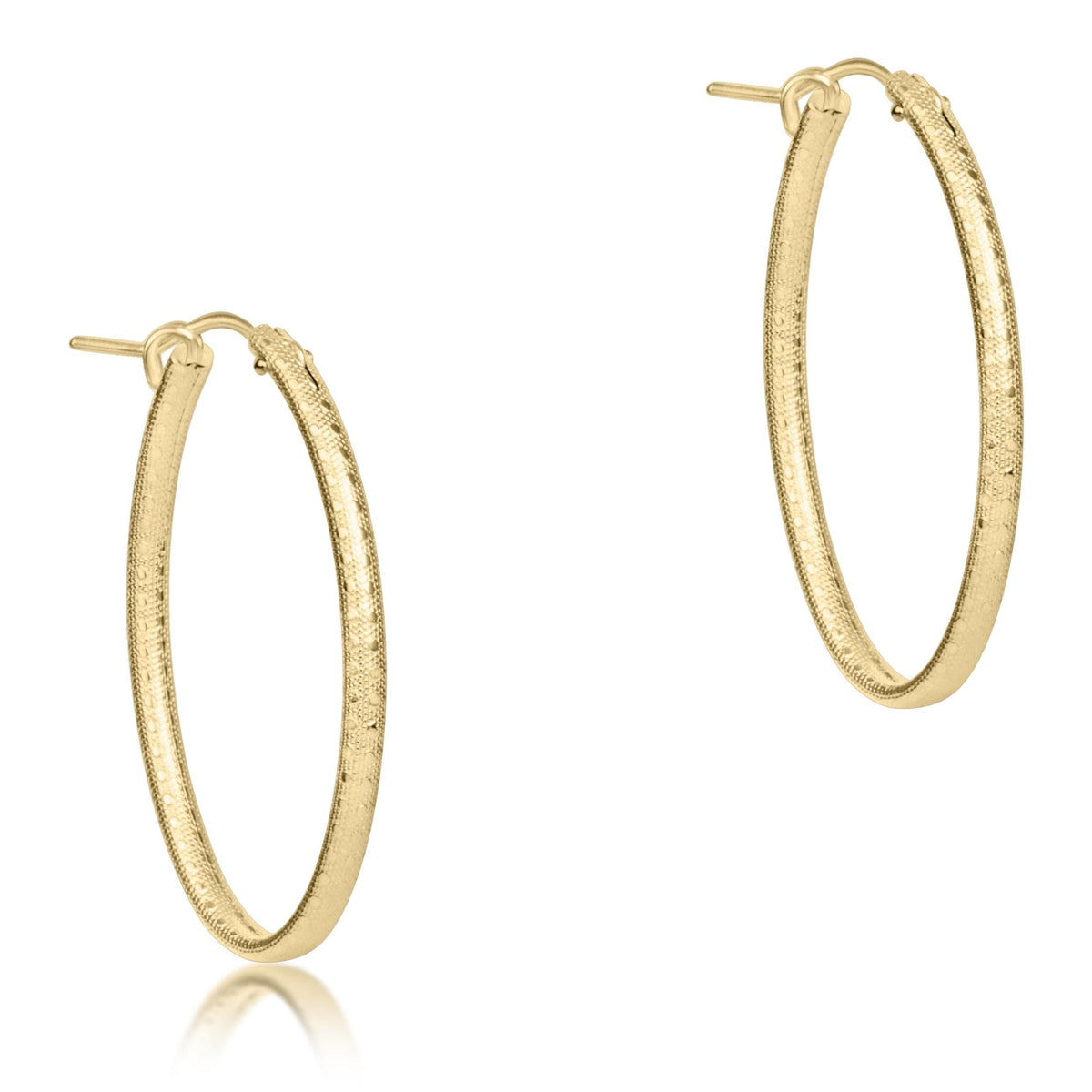 enewton Oval Gold 1" Hoop- Textured